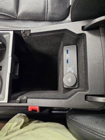 Used 2020 Jaguar E-PACE SE image 21