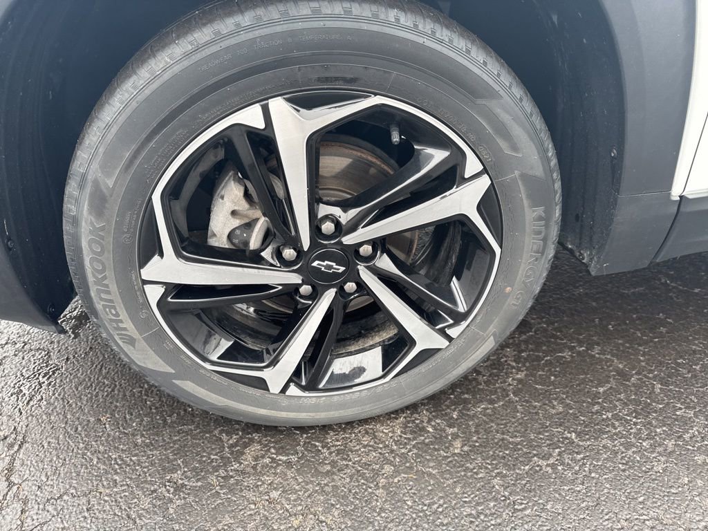 Used 2021 Chevrolet TrailBlazer RS image 45