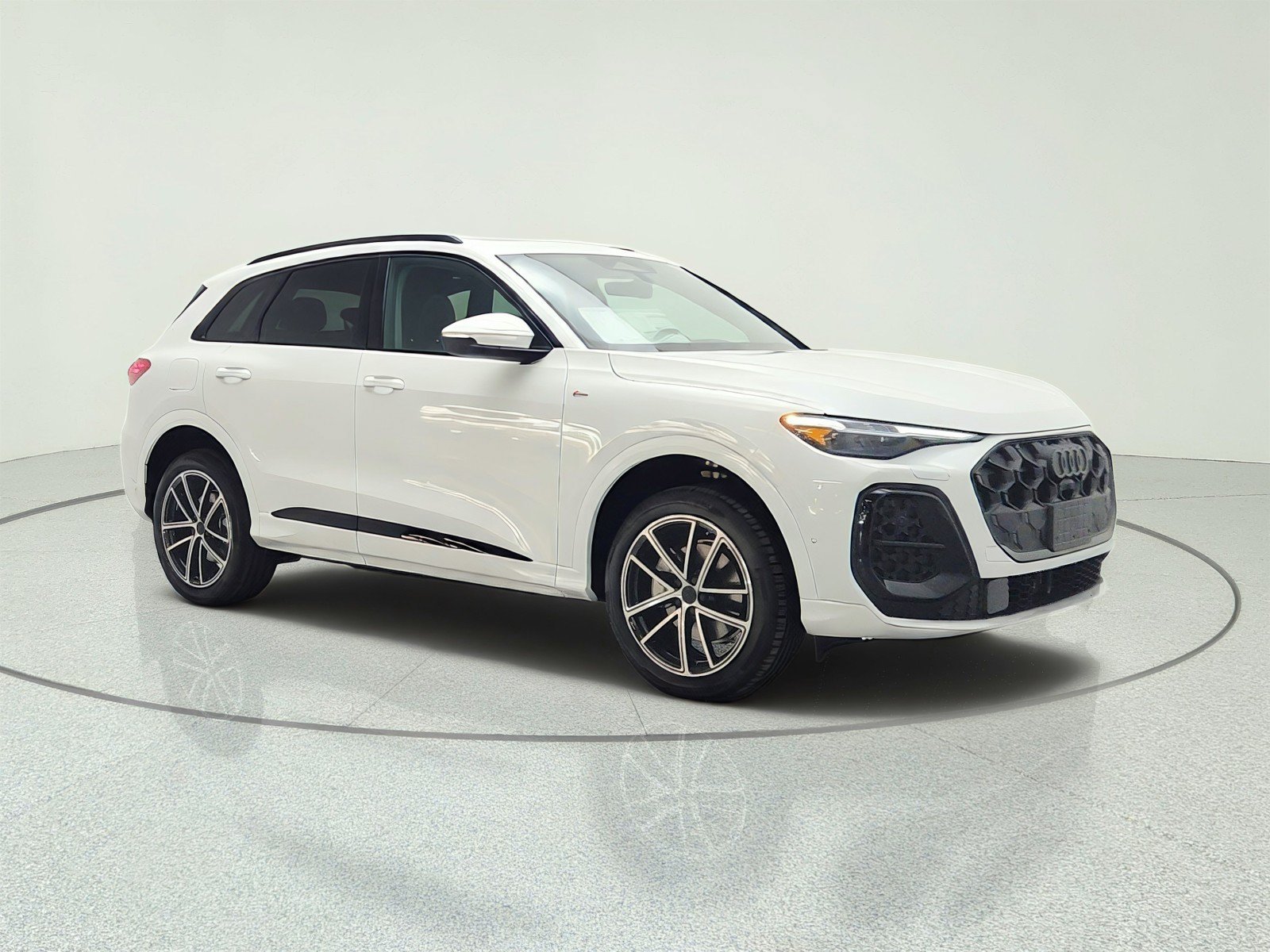 New 2026 Audi Q5 Premium Plus AWD/4WD image 3
