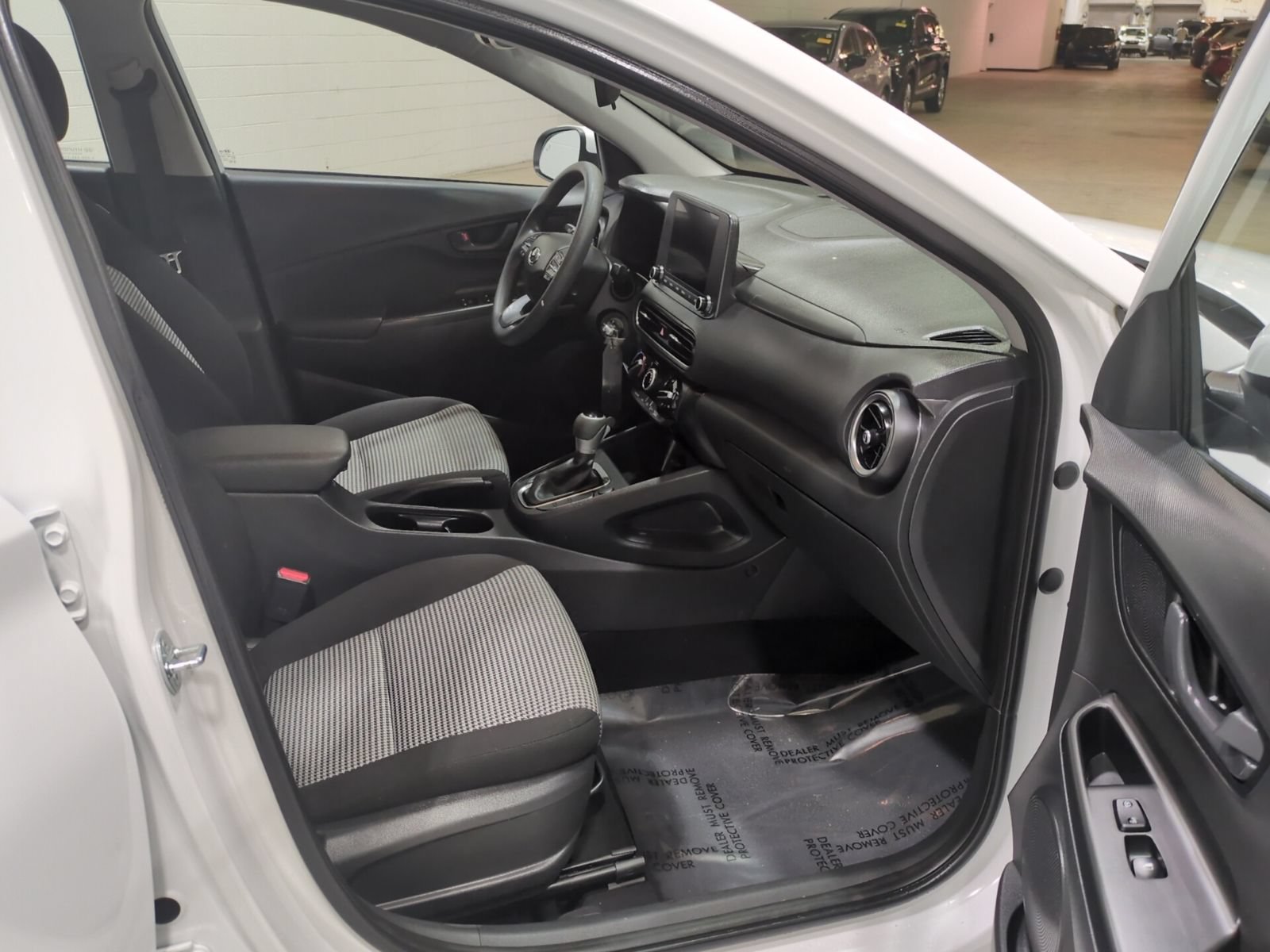 Certified 2023 Hyundai Kona SE FWD image 9