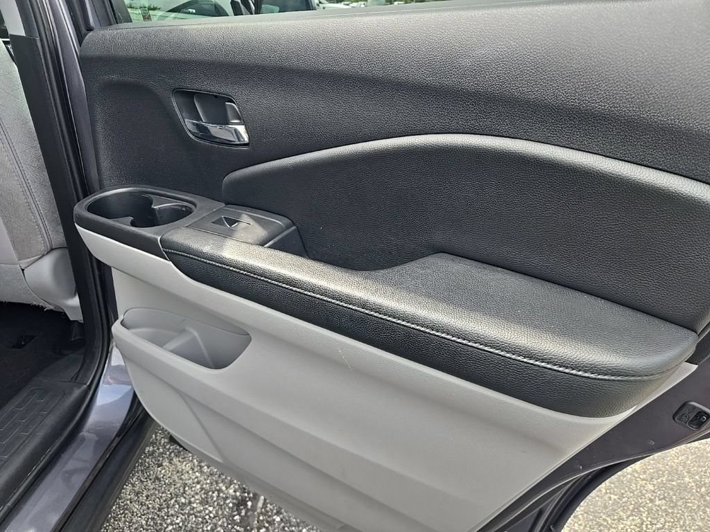 Used 2019 Honda Pilot EX image 32