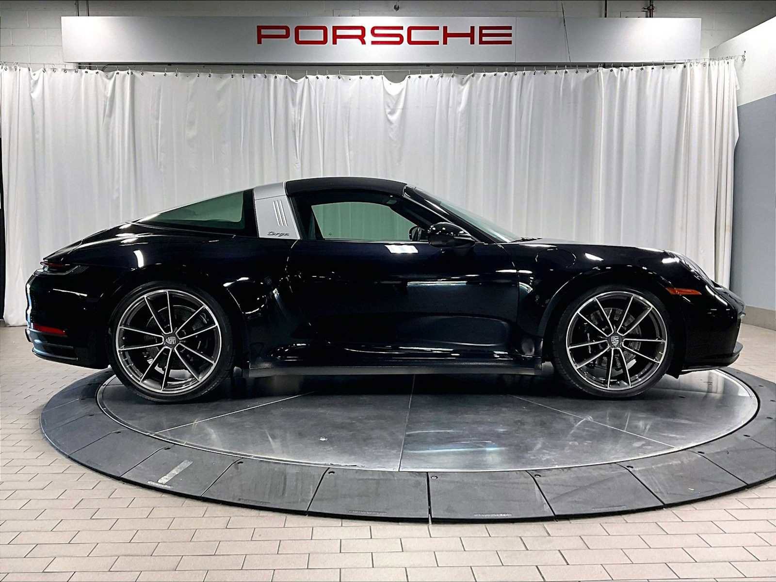 Used 2021 Porsche 911 Targa 4S image 11