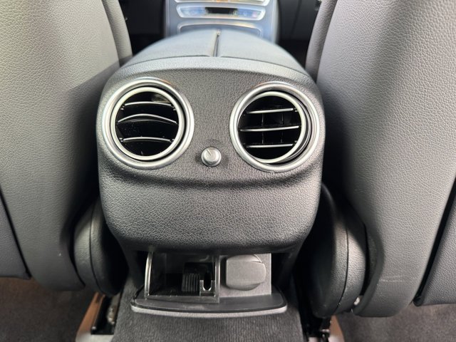 Used 2023 Mercedes-Benz E 350 Sedan image 9