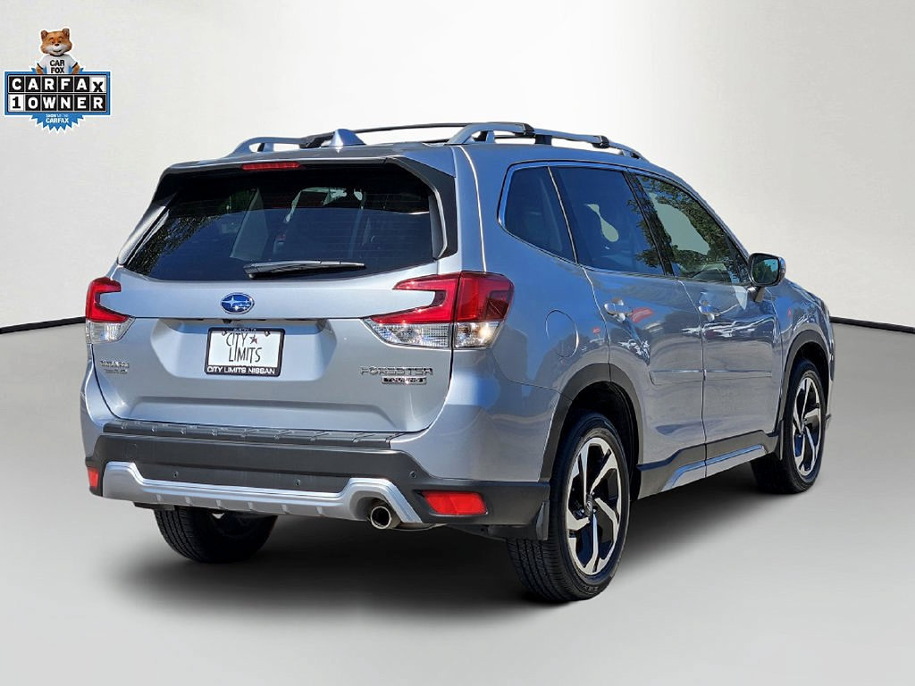Used 2023 Subaru Forester Touring AWD/4WD image 5