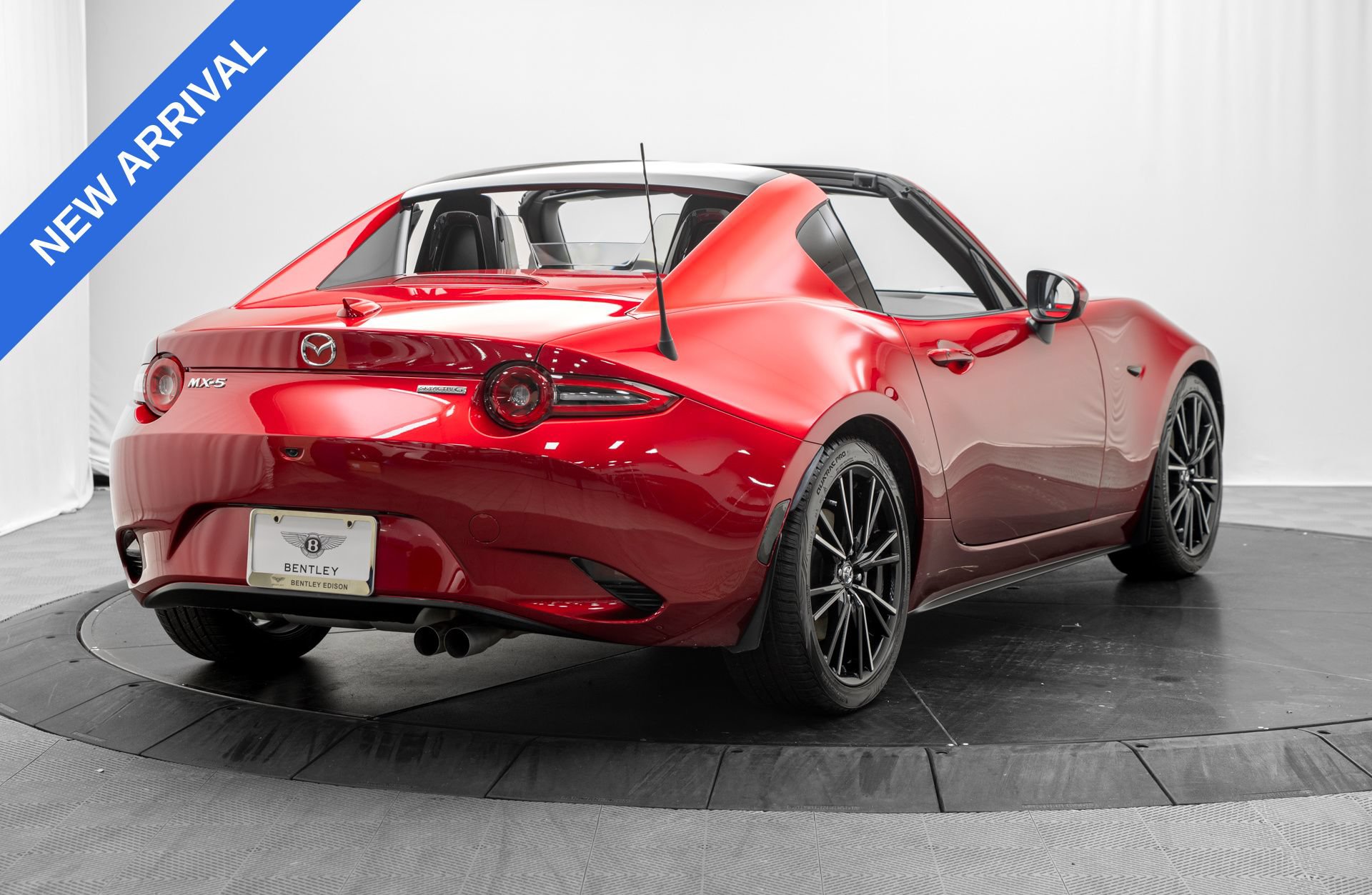 Used 2024 MAZDA MX-5 Miata RF Grand Touring RWD image 7
