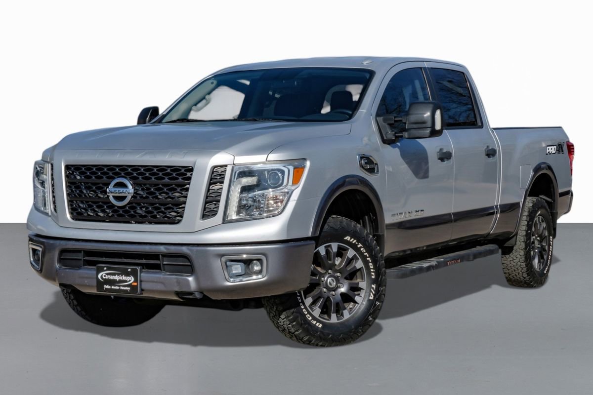 Used 2019 Nissan Titan PRO-4X image 4
