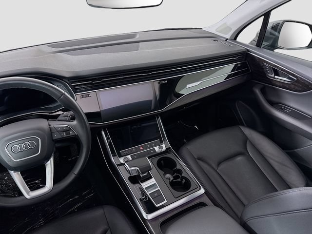 Used 2022 Audi Q7 2.0T Premium Plus w/ Premium Plus Package AWD/4WD image 25