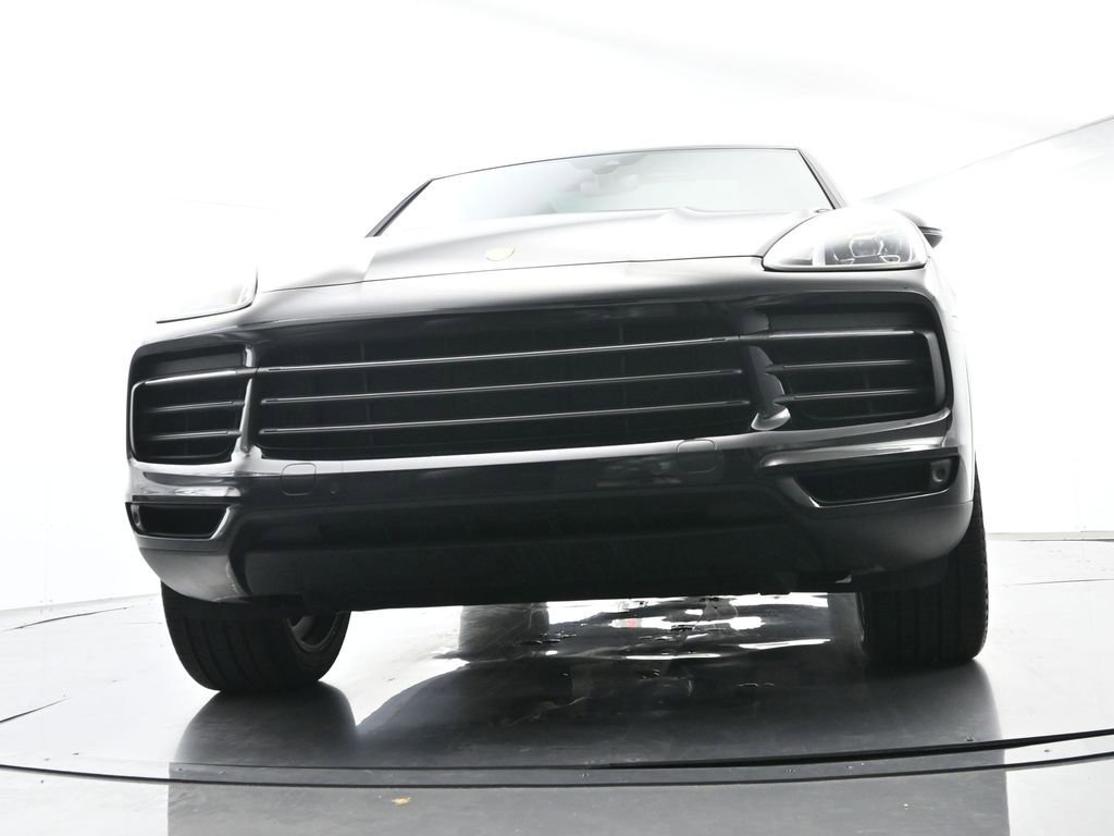 Certified 2023 Porsche Cayenne Platinum Edition image 54