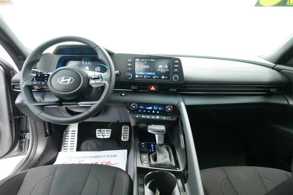 New 2026 Hyundai Elantra SEL Sport image 27