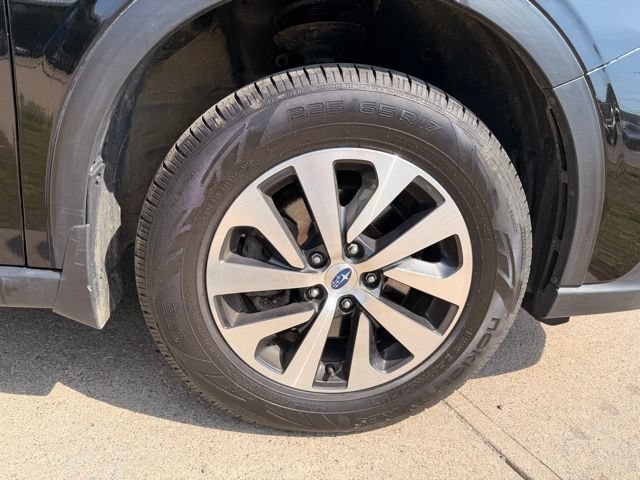 Used 2022 Subaru Outback Premium AWD/4WD image 12