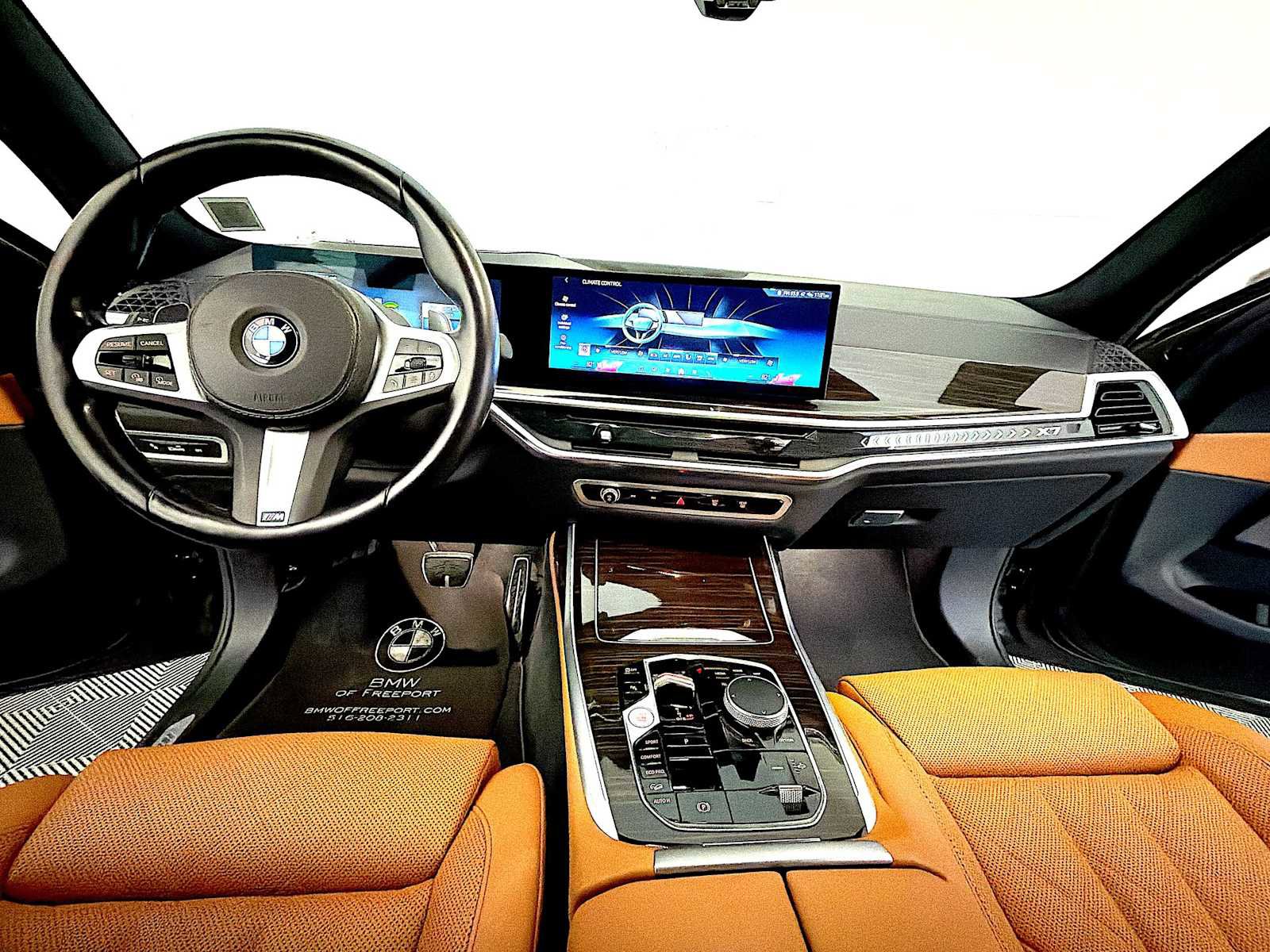 Certified 2024 BMW X7 xDrive40i w/ M Sport Package image 17