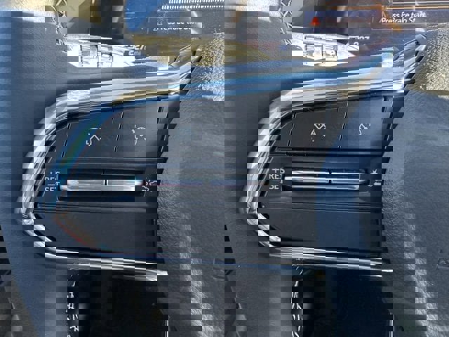 New 2024 Chevrolet Equinox EV LT image 14