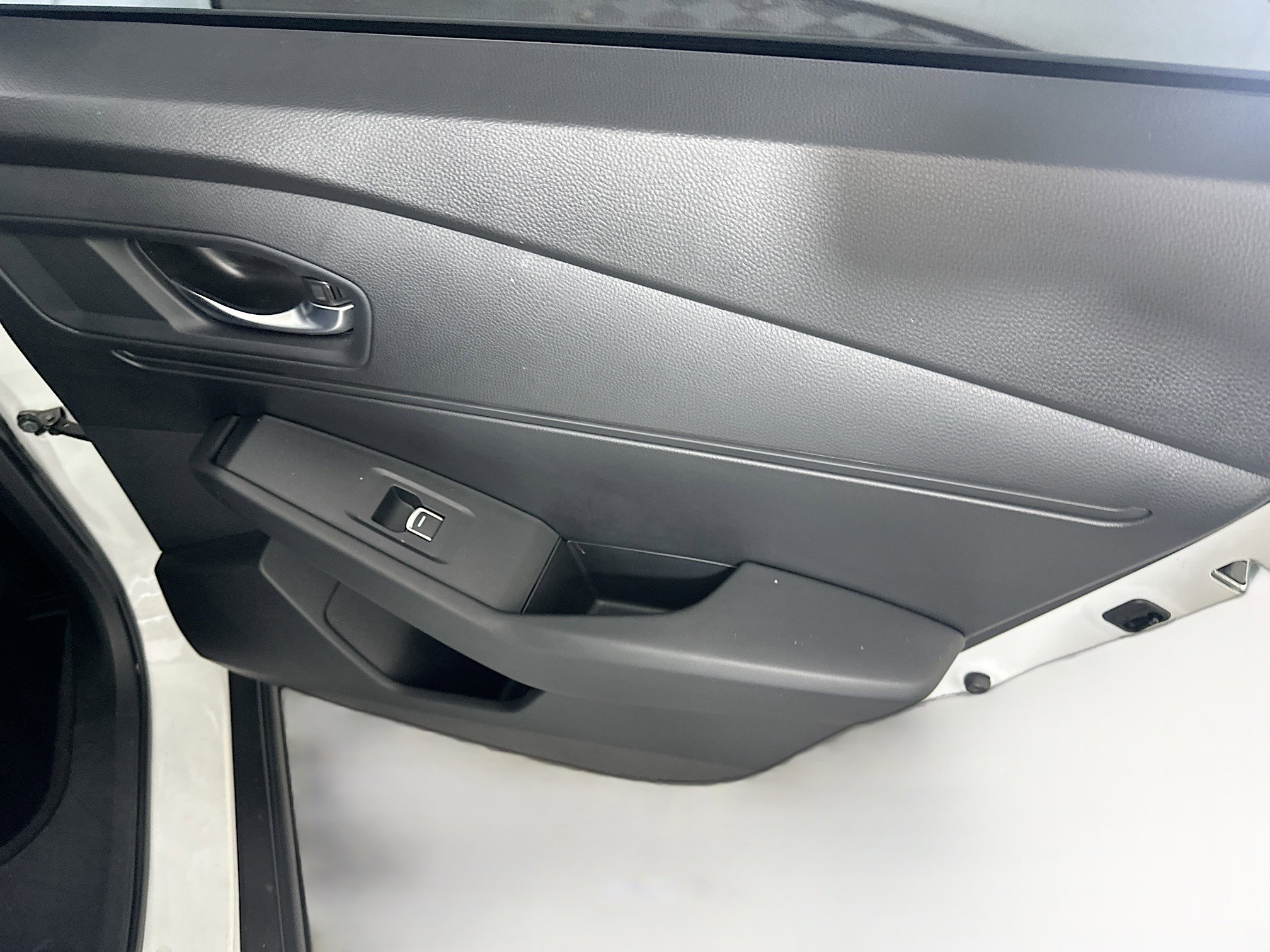 Used 2025 Honda Accord SE image 28