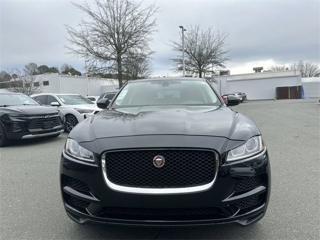 Used 2020 Jaguar F-PACE image 8