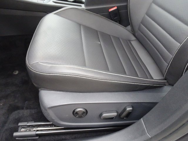 Used 2022 Volkswagen Jetta SE image 10