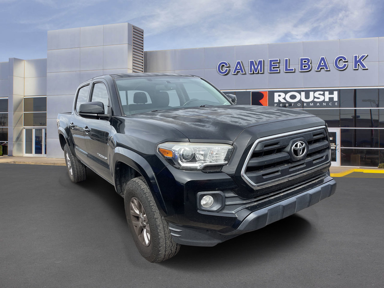 Used 2016 Toyota Tacoma SR5 w/ SR5 Appearance Package (SN) RWD image 3