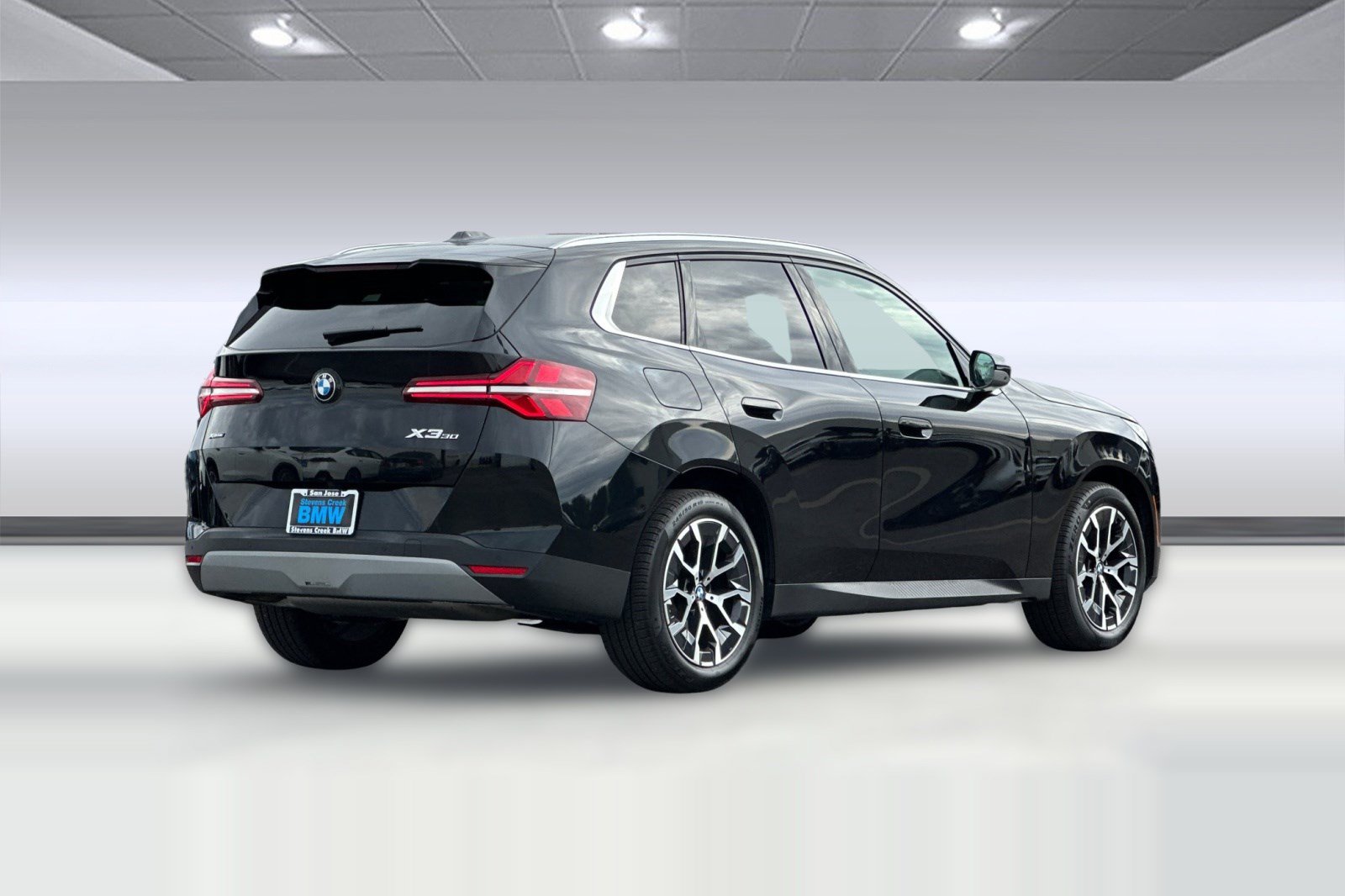 Used 2026 BMW X3 xDrive30i w/ Premium Package AWD/4WD image 9