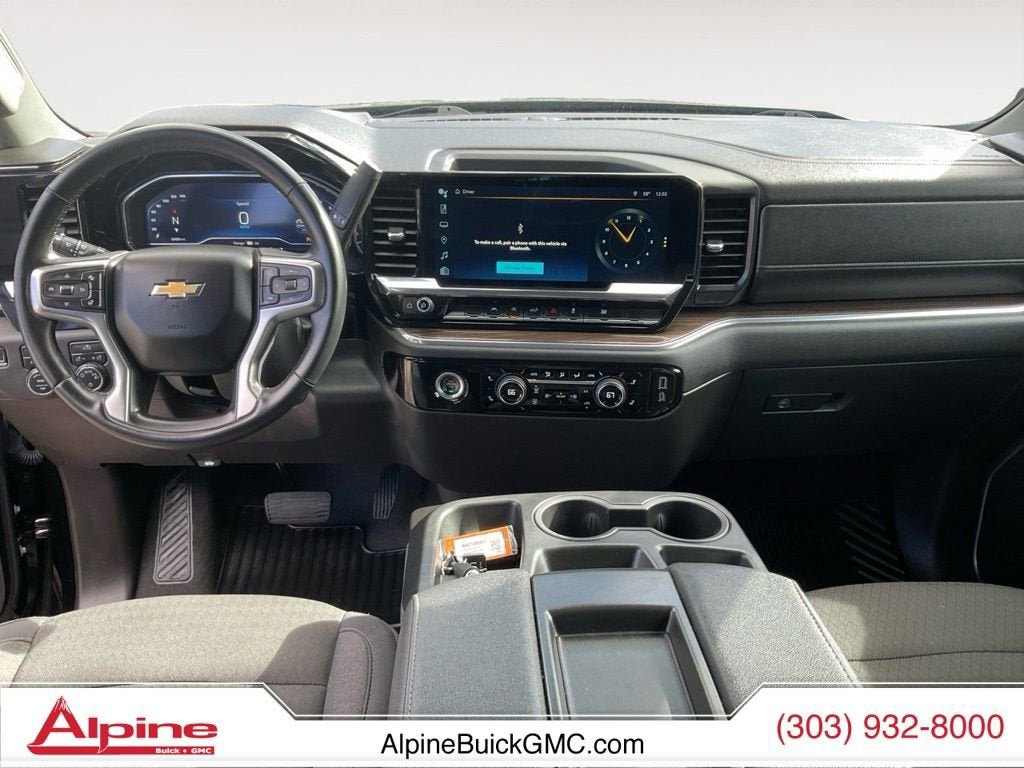 Used 2024 Chevrolet Silverado 1500 LT image 10