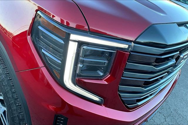 Used 2025 GMC Sierra 1500 AT4 w/ AT4 Premium Package AWD/4WD image 33