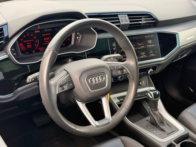 Used 2025 Audi Q3 2.0T Premium AWD/4WD image 17