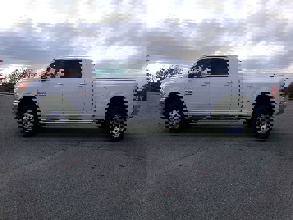 Used 2017 RAM 3500 Laramie image 1