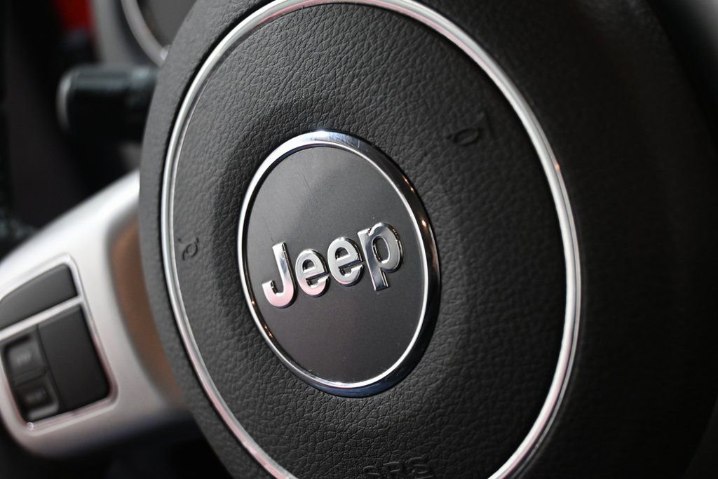 Used 2017 Jeep Compass Sport w/ Power Value Group image 27