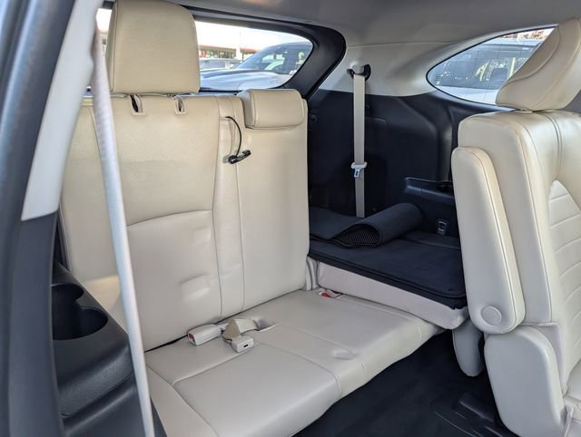 Used 2022 Toyota Highlander XLE FWD image 31