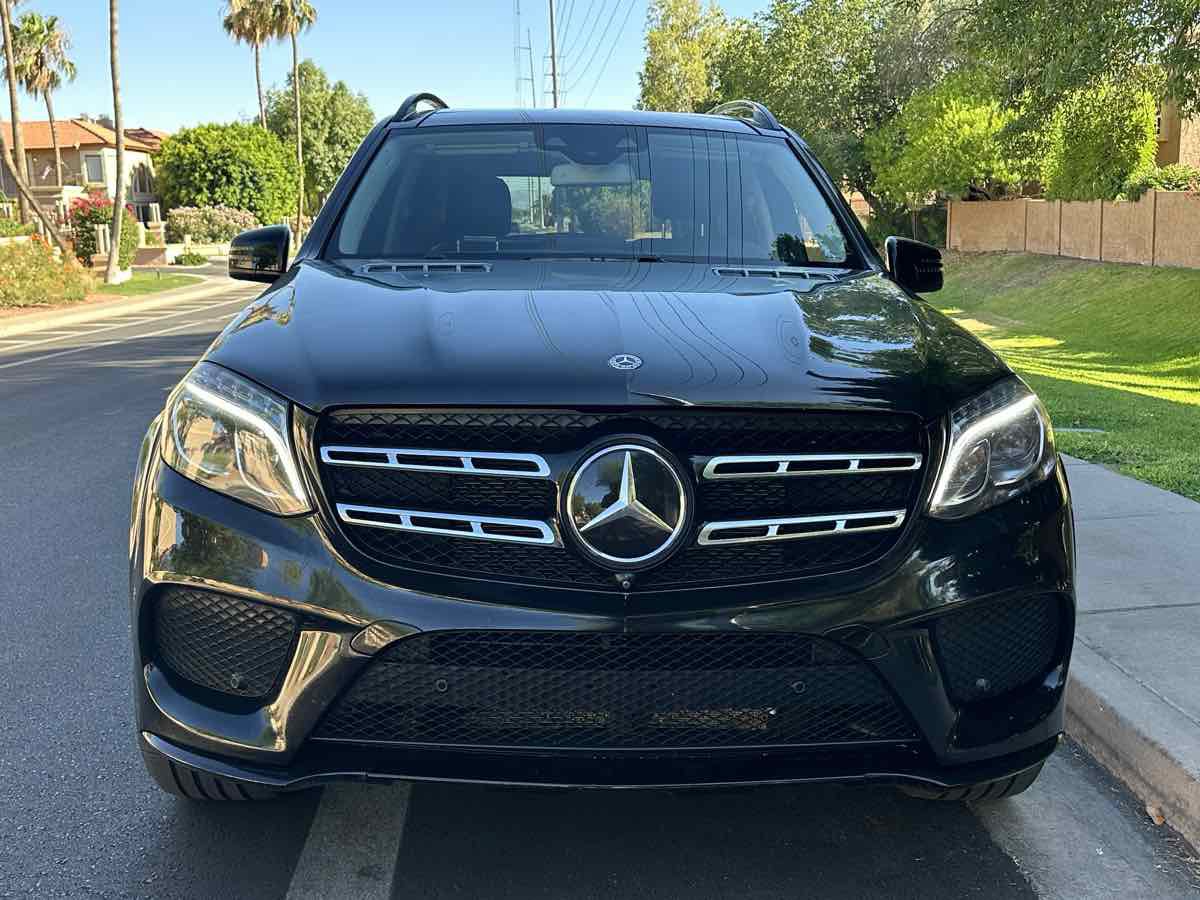 Used 2018 Mercedes-Benz GLS 550 4MATIC w/ Driver Assistance Package image 3