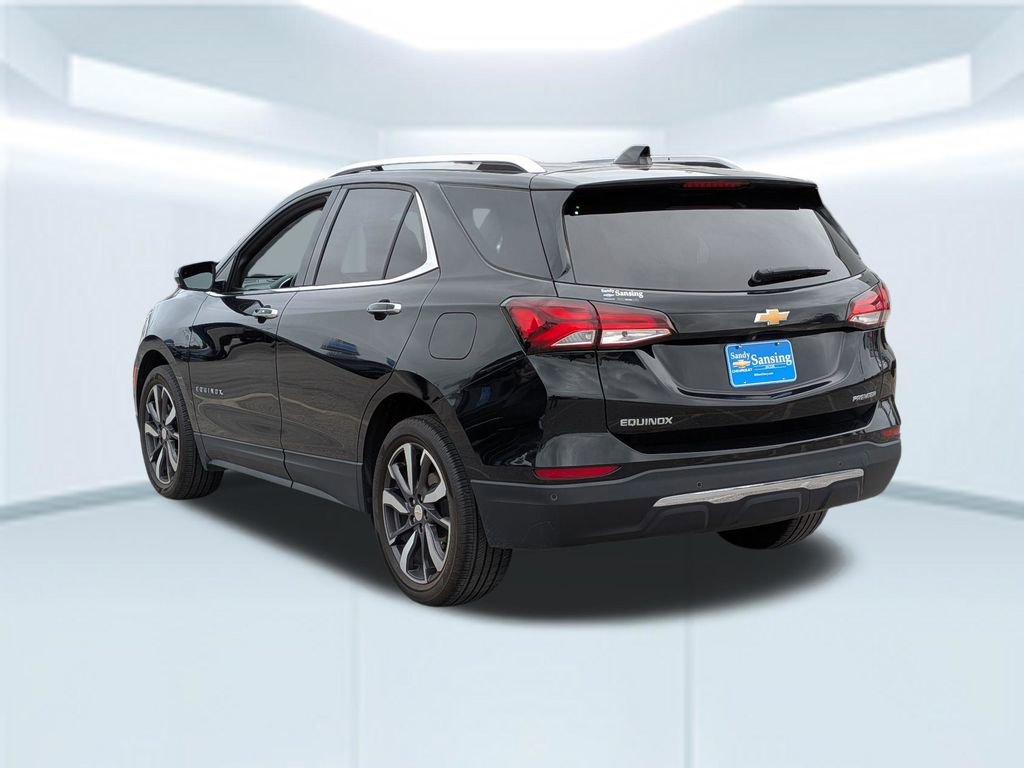 Used 2024 Chevrolet Equinox Premier FWD image 4