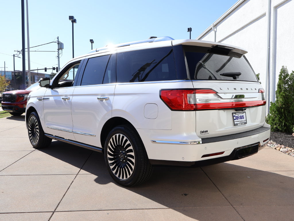 Used 2018 Lincoln Navigator Black Label w/ Cargo Package AWD/4WD image 4