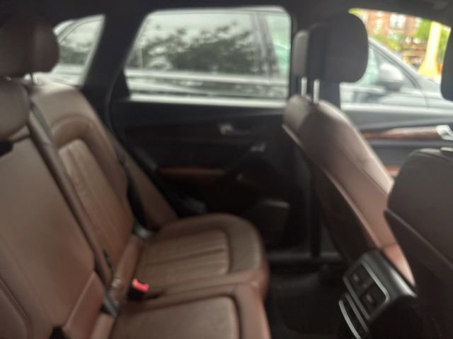 Used 2018 Audi Q5 2.0T Premium Plus w/ Premium Plus Package AWD/4WD image 9