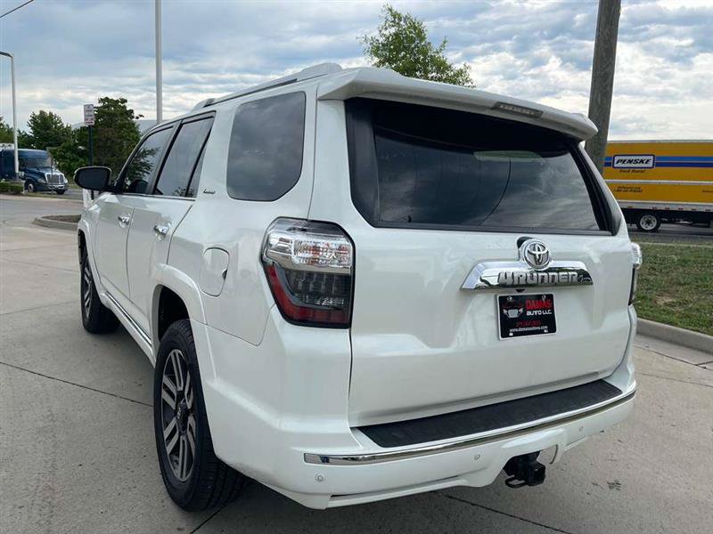 Used 2018 Toyota 4Runner Limited AWD/4WD image 16