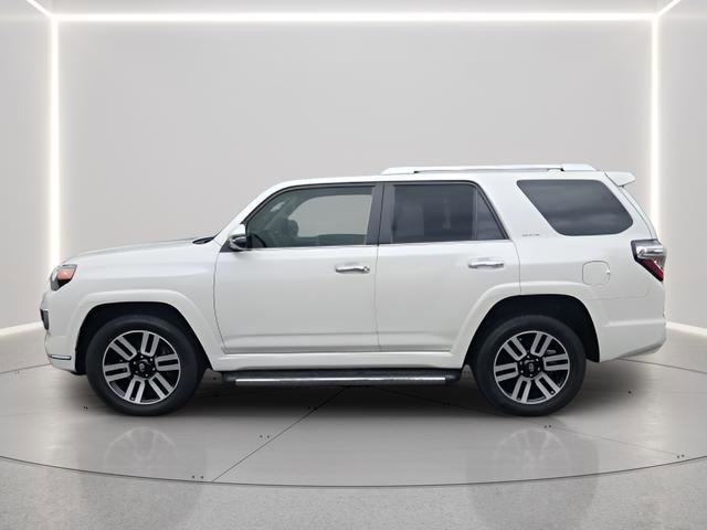 Used 2023 Toyota 4Runner Limited AWD/4WD image 2