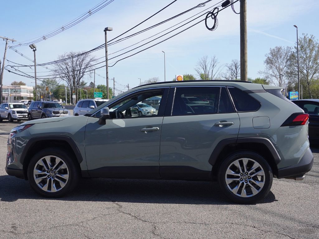 Used 2023 Toyota RAV4 XLE Premium AWD/4WD image 18