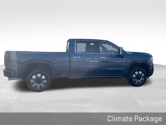 Used 2024 GMC Sierra 2500 Denali w/ Denali Reserve Package AWD/4WD image 15