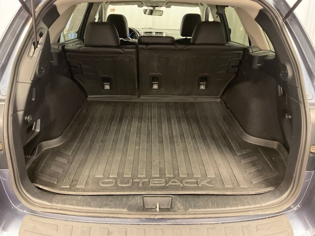 Used 2018 Subaru Outback 2.5i Limited AWD/4WD image 12