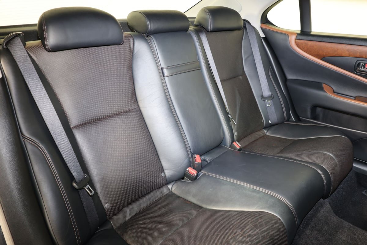 Used 2010 Lexus LS 460 RWD image 42