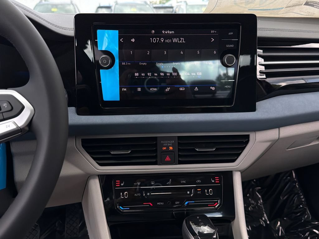 New 2026 Volkswagen Jetta SE FWD image 18