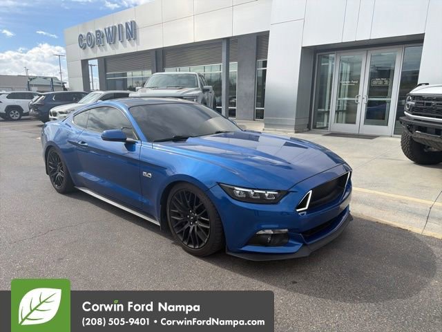 Used 2017 Ford Mustang GT Premium w/ GT Performance Package RWD image 1