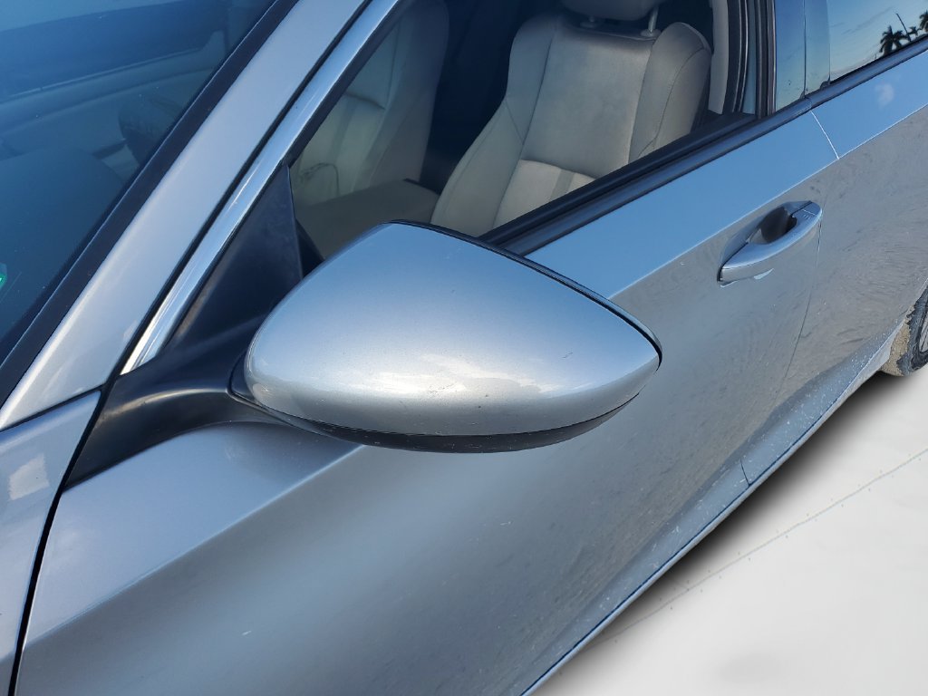 Used 2019 Honda Accord EX image 26