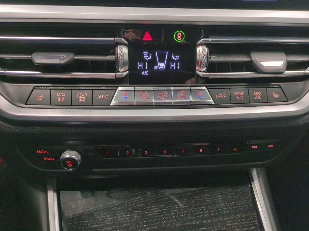 Used 2020 BMW 330i xDrive Sedan w/ Convenience Package image 27