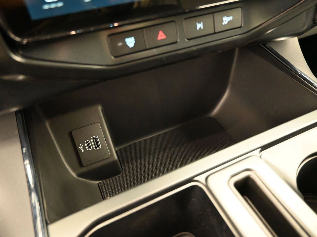 New 2025 Ford F150 Lightning Flash image 18