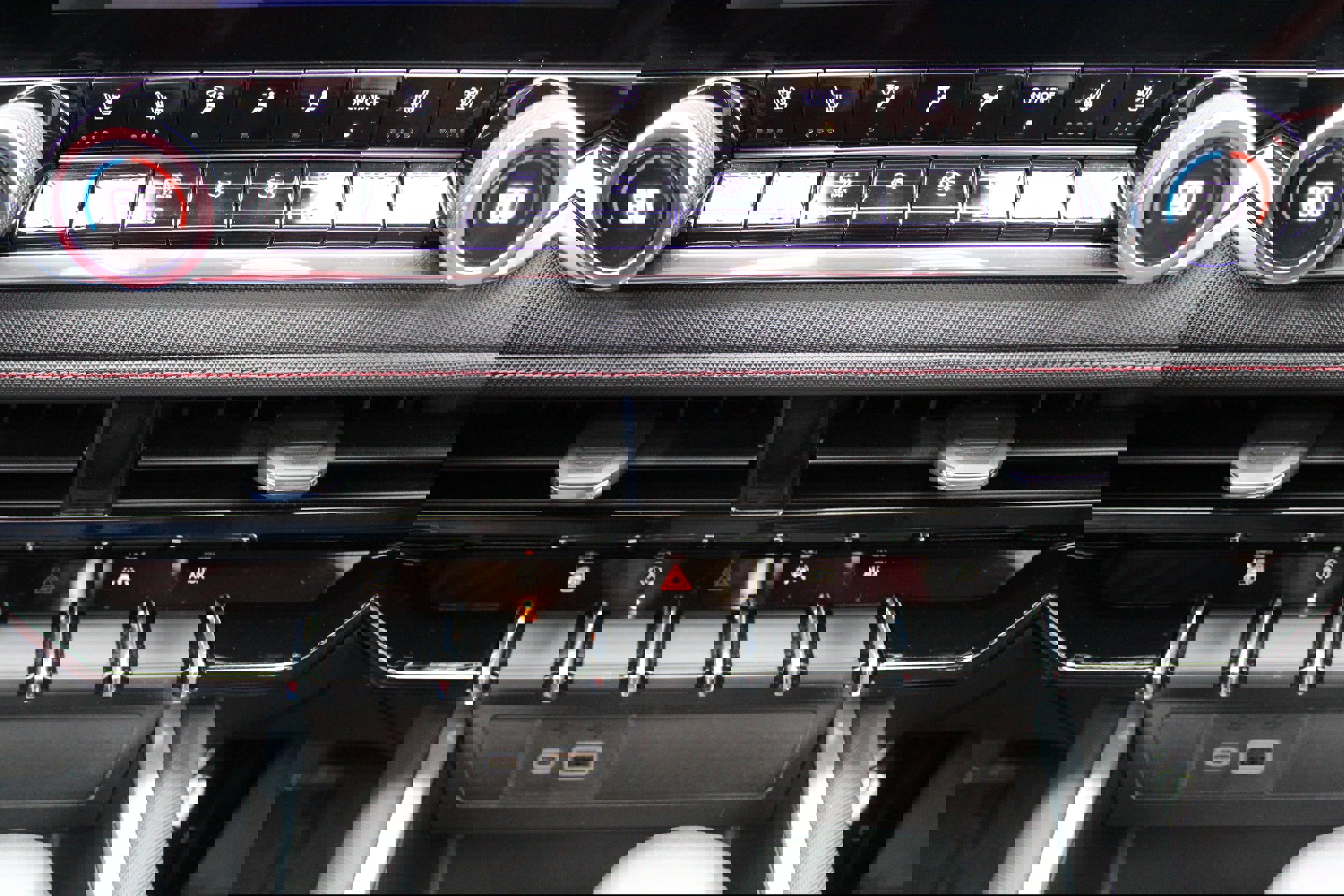 Used 2023 Chevrolet Colorado Z71 w/ Z71 Convenience Package 2 AWD/4WD image 34