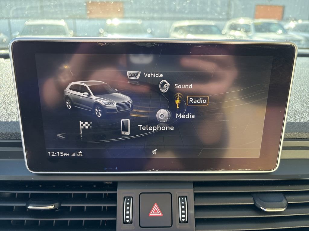 Used 2020 Audi Q5 2.0T Premium Plus w/ Premium Plus Package AWD/4WD image 19