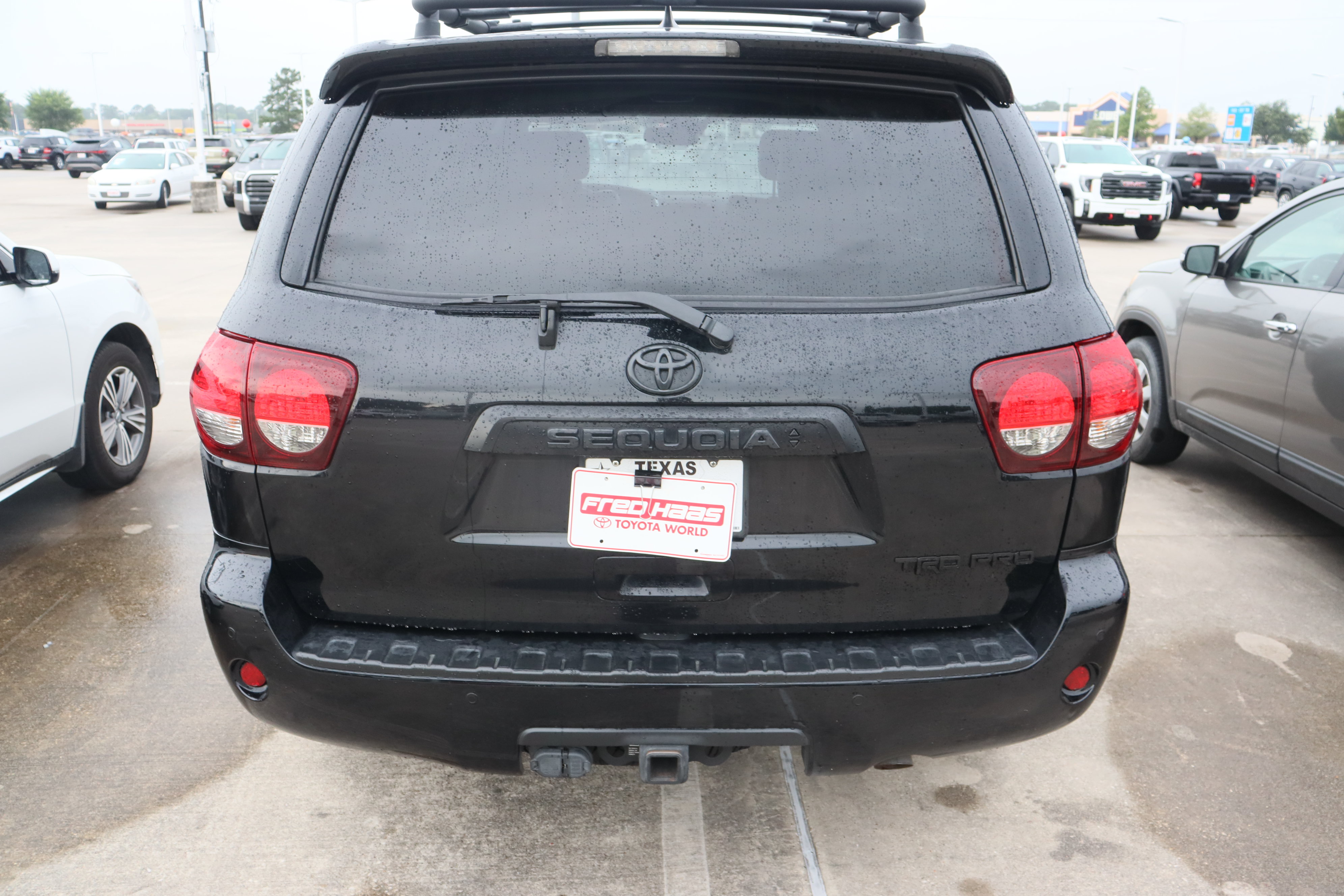 Used 2020 Toyota Sequoia TRD Pro AWD/4WD image 10