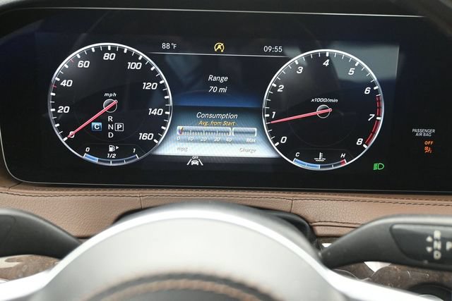 Used 2020 Mercedes-Benz S 560 4MATIC Sedan w/ Premium Package image 13