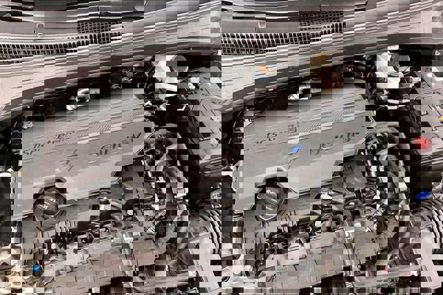 Certified 2023 Hyundai Elantra SEL image 29