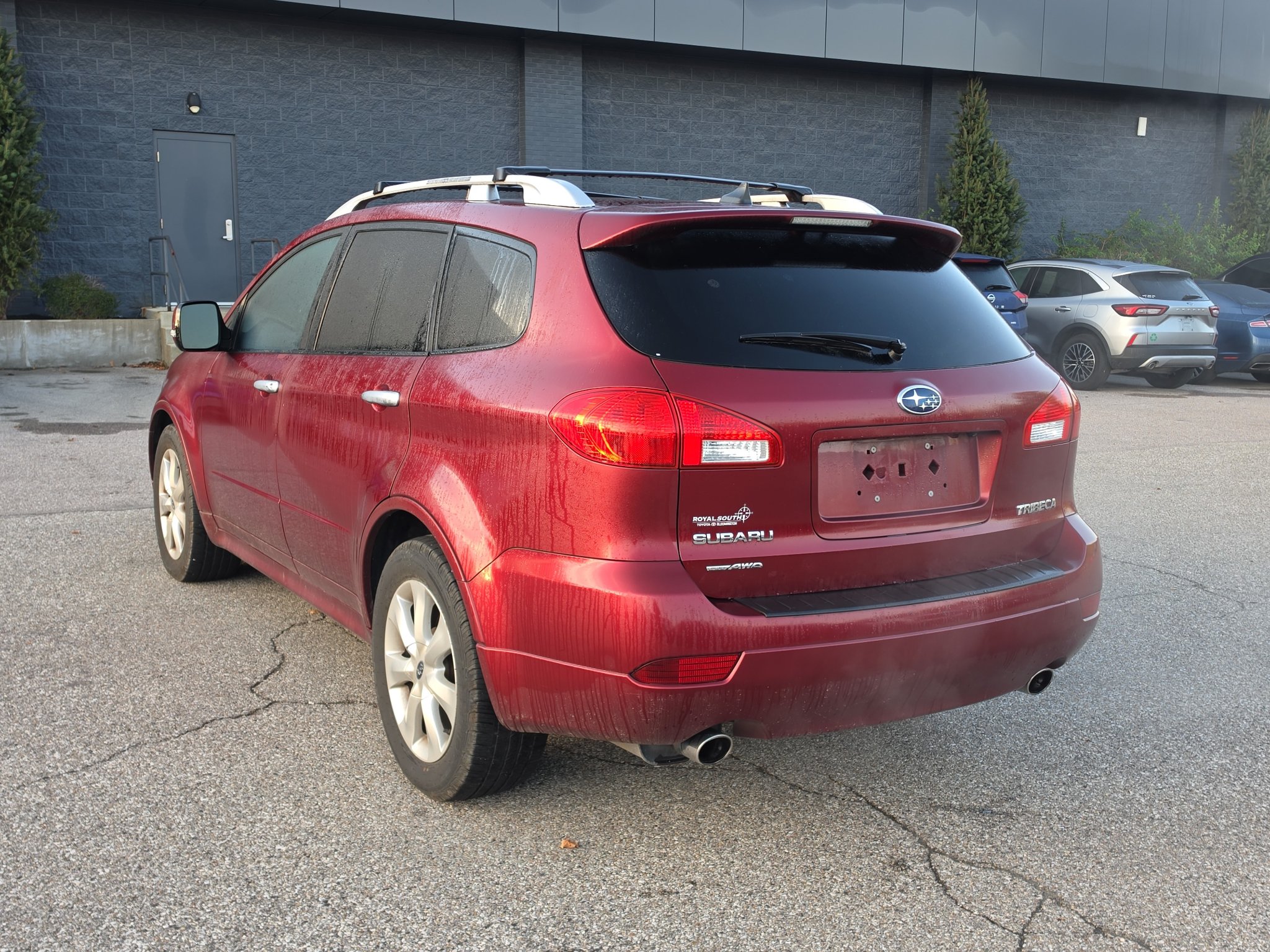 Used 2011 Subaru Tribeca Touring AWD/4WD image 5