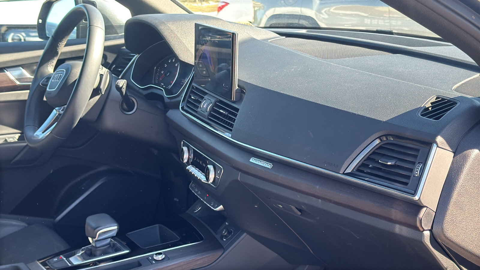 Used 2023 Audi Q5 2.0T Premium w/ Convenience Package image 29