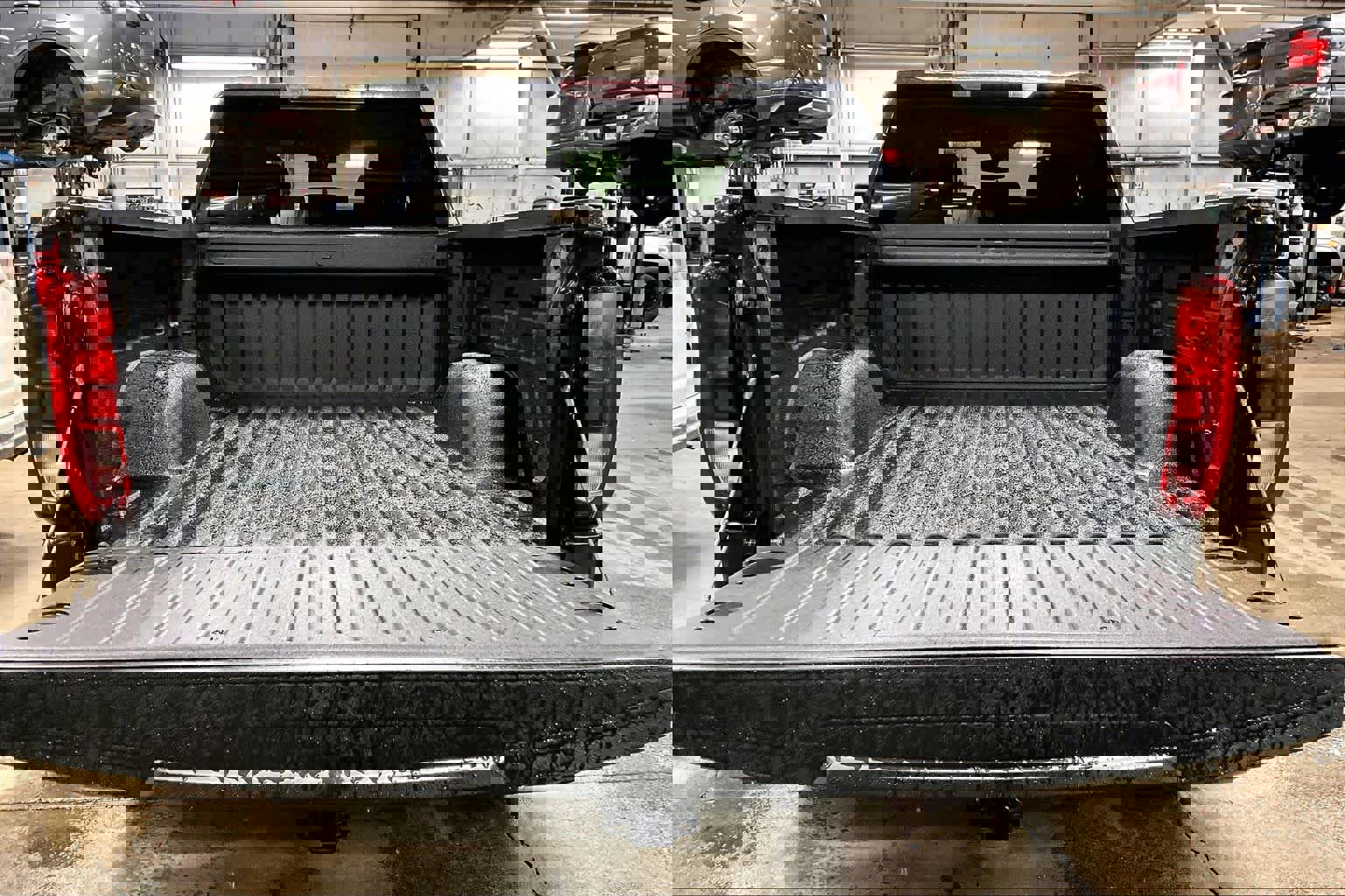 Used 2023 GMC Sierra 1500 Elevation image 29